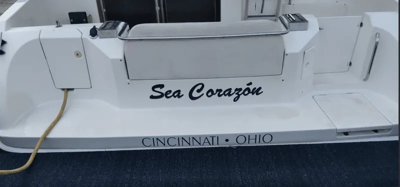 Slide: The Image of Silverton 442 Motor Yacht 1996 - 20