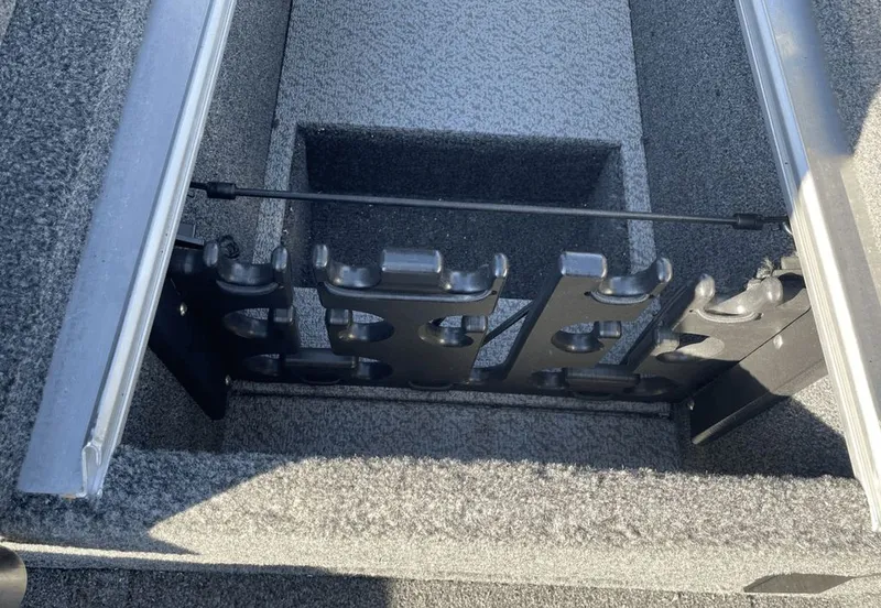 Slide: The Image of Lund 2175 Pro-V Sport 2020 - 17