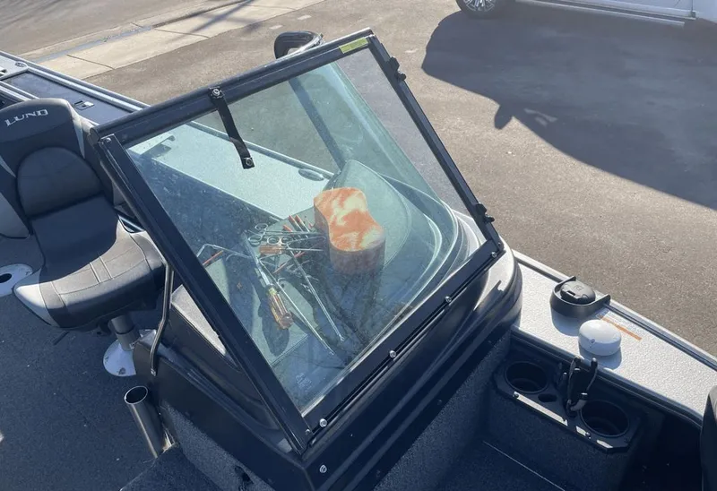 Slide: The Image of Lund 2175 Pro-V Sport 2020 - 23