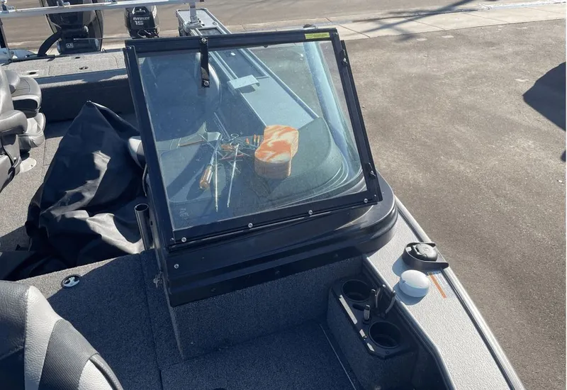 Slide: The Image of Lund 2175 Pro-V Sport 2020 - 26