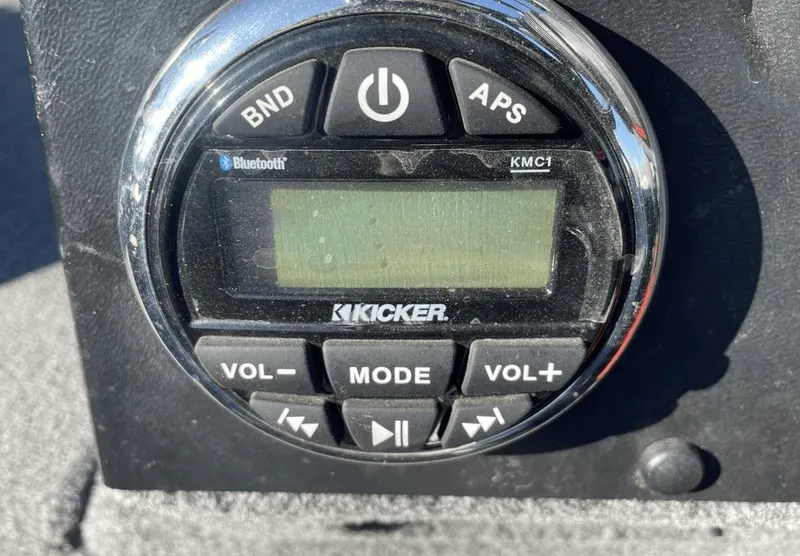 Slide: The Image of Lund 2175 Pro-V Sport 2020 - 50