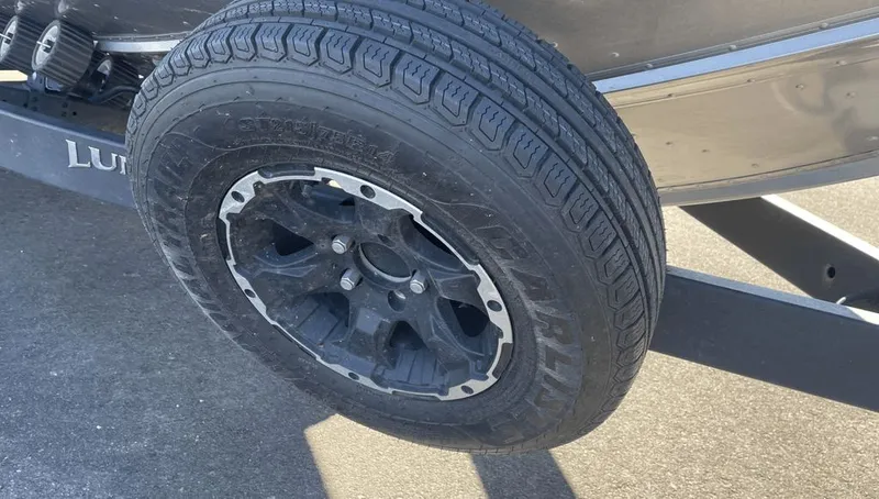 Slide: The Image of Lund 2175 Pro-V Sport 2020 - 54