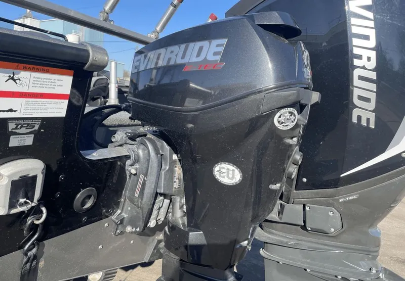 Slide: The Image of Lund 2175 Pro-V Sport 2020 - 72