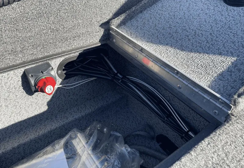 Slide: The Image of Lund 2175 Pro-V Sport 2020 - 9