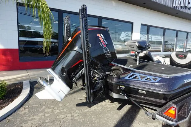 Slide: The Image of Ranger Z521L 2020 - 17