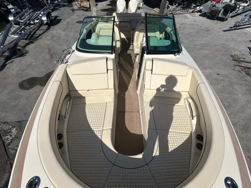 Slide: The Image of Chris-Craft Launch 31 GT 2026 - 13
