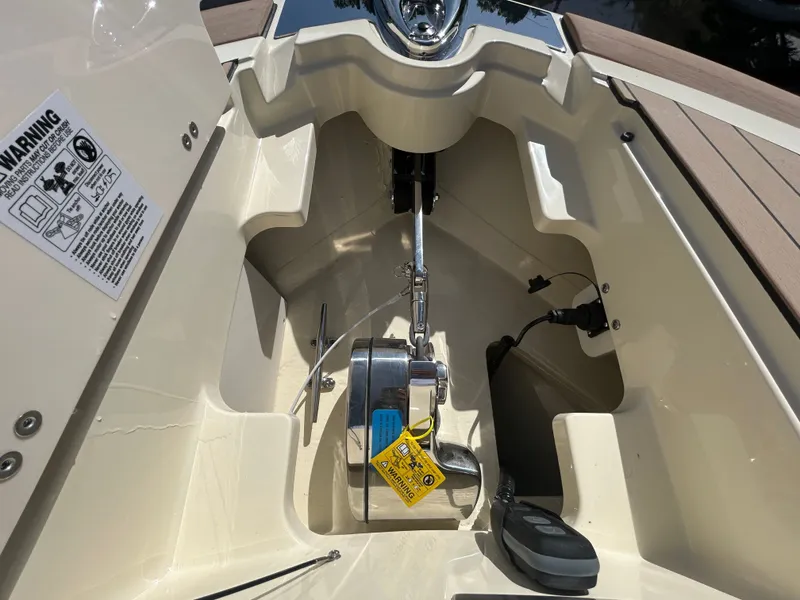 Slide: The Image of Chris-Craft Launch 31 GT 2026 - 12