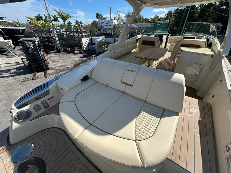 Slide: The Image of Chris-Craft Launch 31 GT 2026 - 16