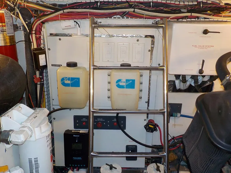 Slide: The Image of Engine room of 2006 Tiara Yachts 4400 Sovran. - 49