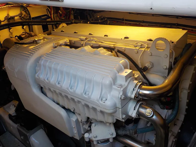 Slide: The Image of Engine room of 2006 Tiara Yachts 4400 Sovran. - 52