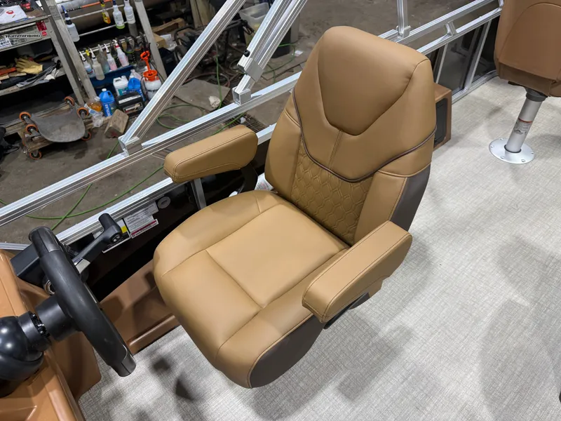 Slide: The Image of Tahoe Sport 2185 Quad Fish & Honda 4-Stroke EFI 2026 - 16