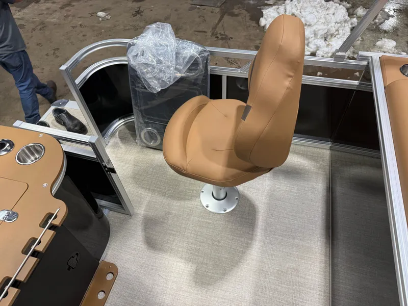 Slide: The Image of Tahoe Sport 2185 Quad Fish & Honda 4-Stroke EFI 2026 - 23