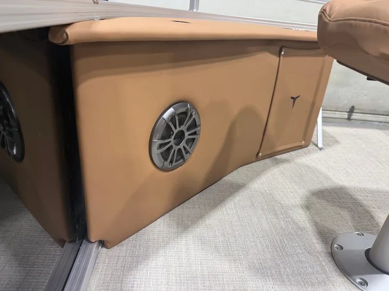 Slide: The Image of Tahoe Sport 2185 Quad Fish & Honda 4-Stroke EFI 2026 - 30