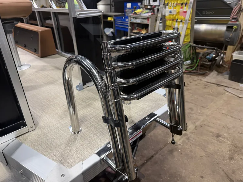 Slide: The Image of Tahoe Sport 2185 Quad Fish & Honda 4-Stroke EFI 2026 - 39