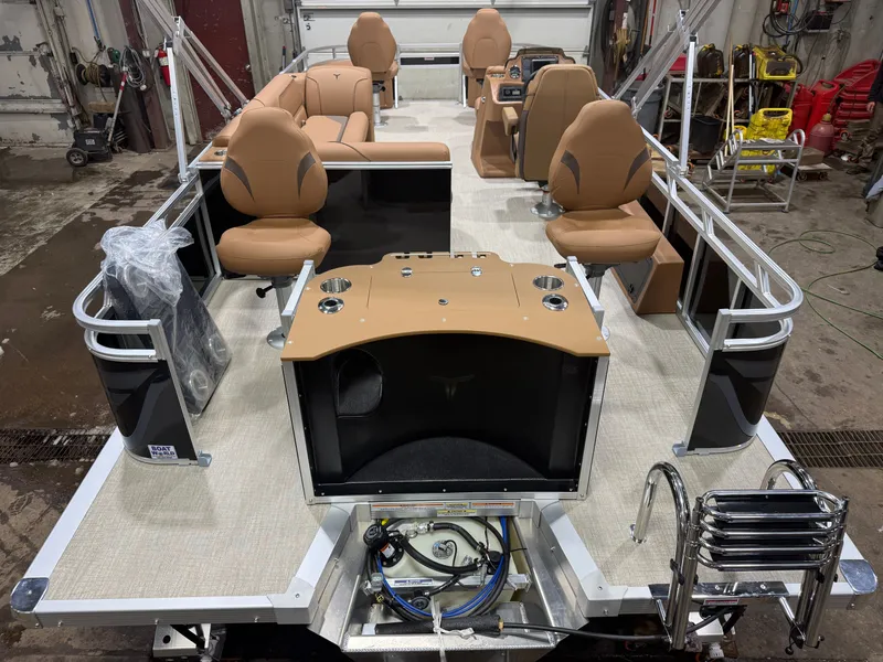 Slide: The Image of Tahoe Sport 2185 Quad Fish & Honda 4-Stroke EFI 2026 - 5