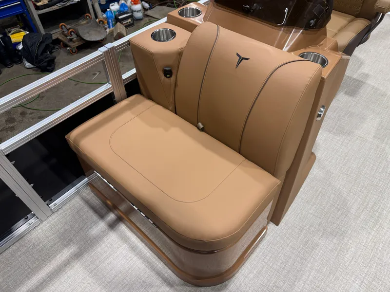 Slide: The Image of Tahoe Sport 2185 Quad Fish & Honda 4-Stroke EFI 2026 - 9