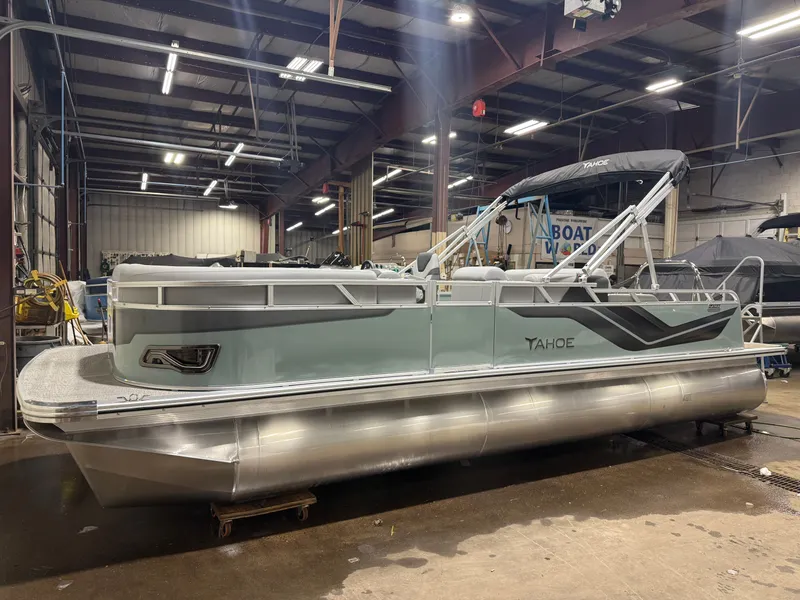 Slide: The Image of Tahoe Sport VRB 2385 Swingback & 4-Stroke $33995 2025 - 35