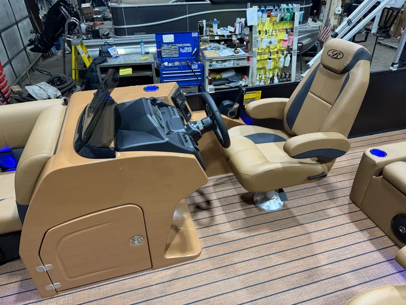 Slide: The Image of Bentley Pontoons Legacy 220 Swingback Pontoon & Honda 4-Stroke EFI 2026 - 11