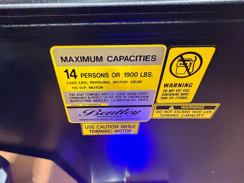 Slide: The Image of Bentley Pontoons Legacy 220 Swingback Pontoon & Honda 4-Stroke EFI 2026 - 16