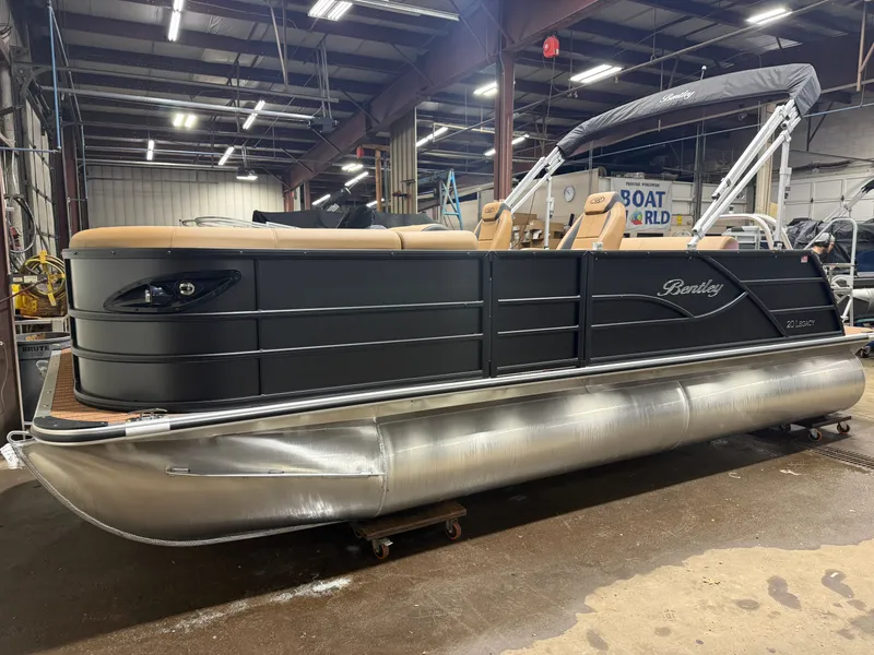 Slide: The Image of Bentley Pontoons Legacy 220 Swingback Pontoon & Honda 4-Stroke EFI 2026 - 33
