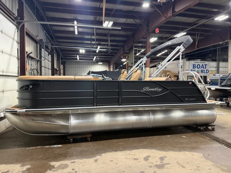 Slide: The Image of Bentley Pontoons Legacy 220 Swingback Pontoon & Honda 4-Stroke EFI 2026 - 41