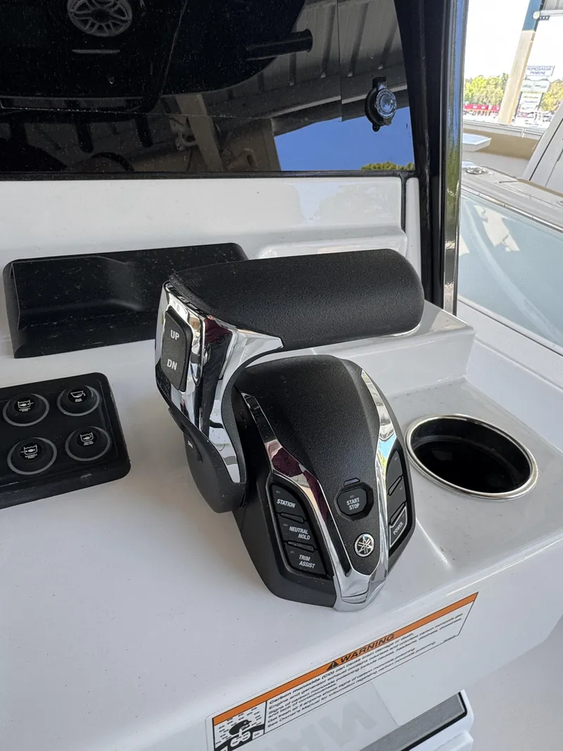 Slide: The Image of Sportsman Masters 247OE Bay Boat 2026 - 11