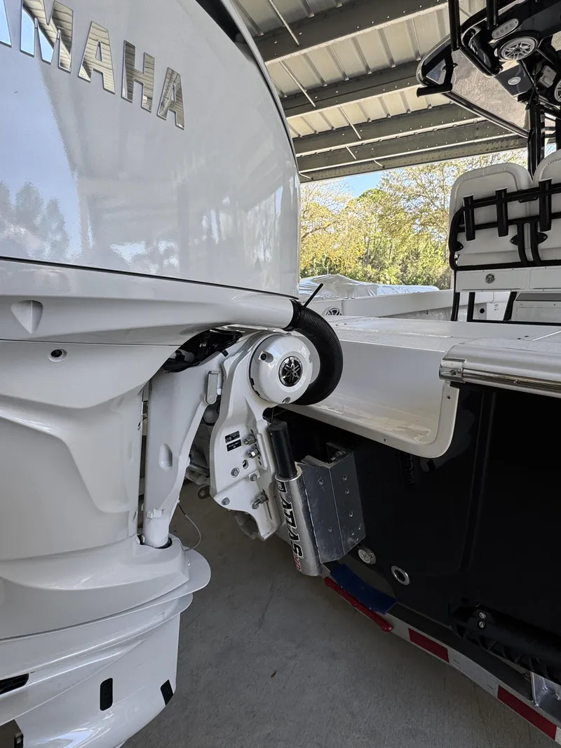 Slide: The Image of Sportsman Masters 247OE Bay Boat 2026 - 23