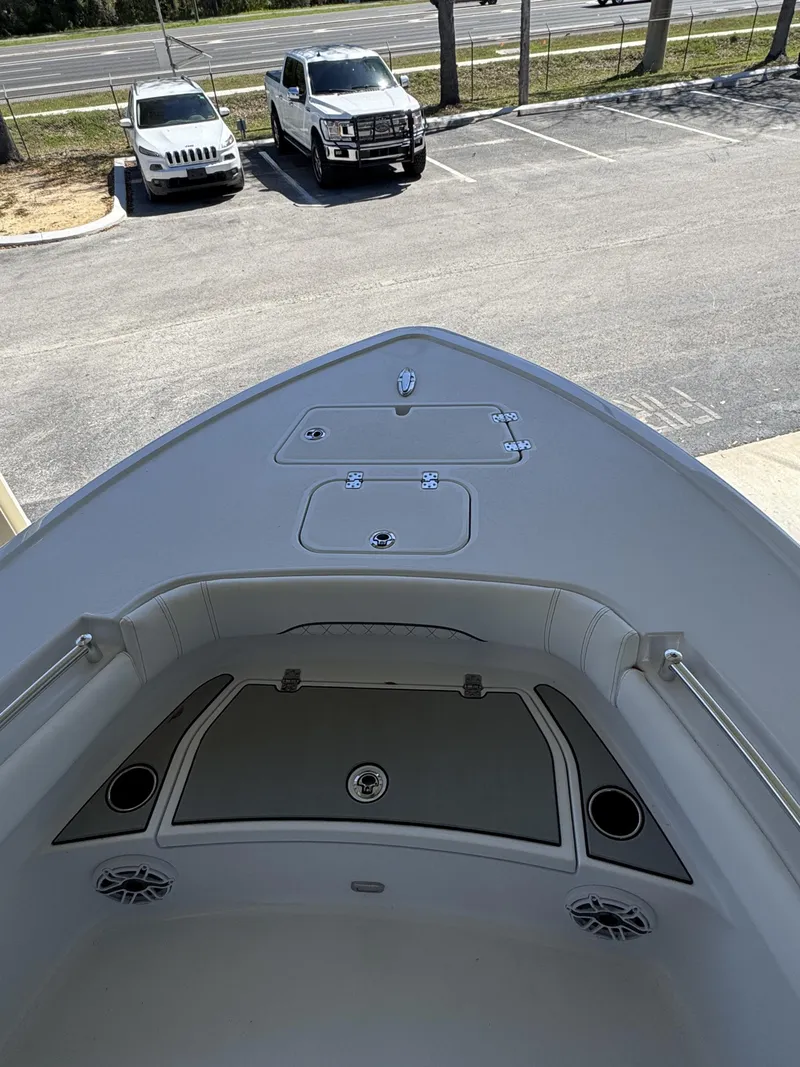 Slide: The Image of Sportsman Masters 247OE Bay Boat 2026 - 26