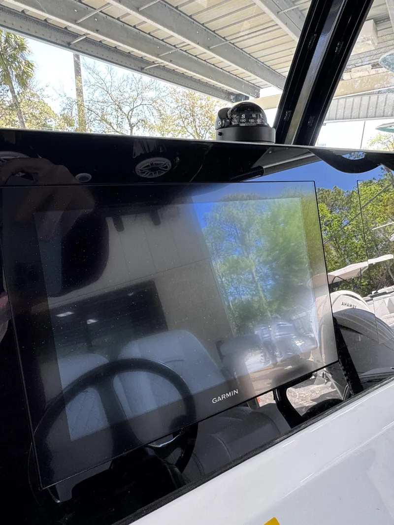 Slide: The Image of Sportsman Masters 247OE Bay Boat 2026 - 35