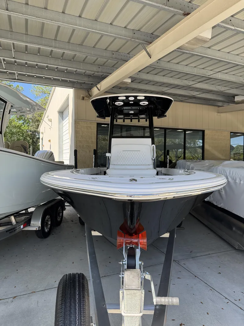 Slide: The Image of Sportsman Masters 247OE Bay Boat 2026 - 50