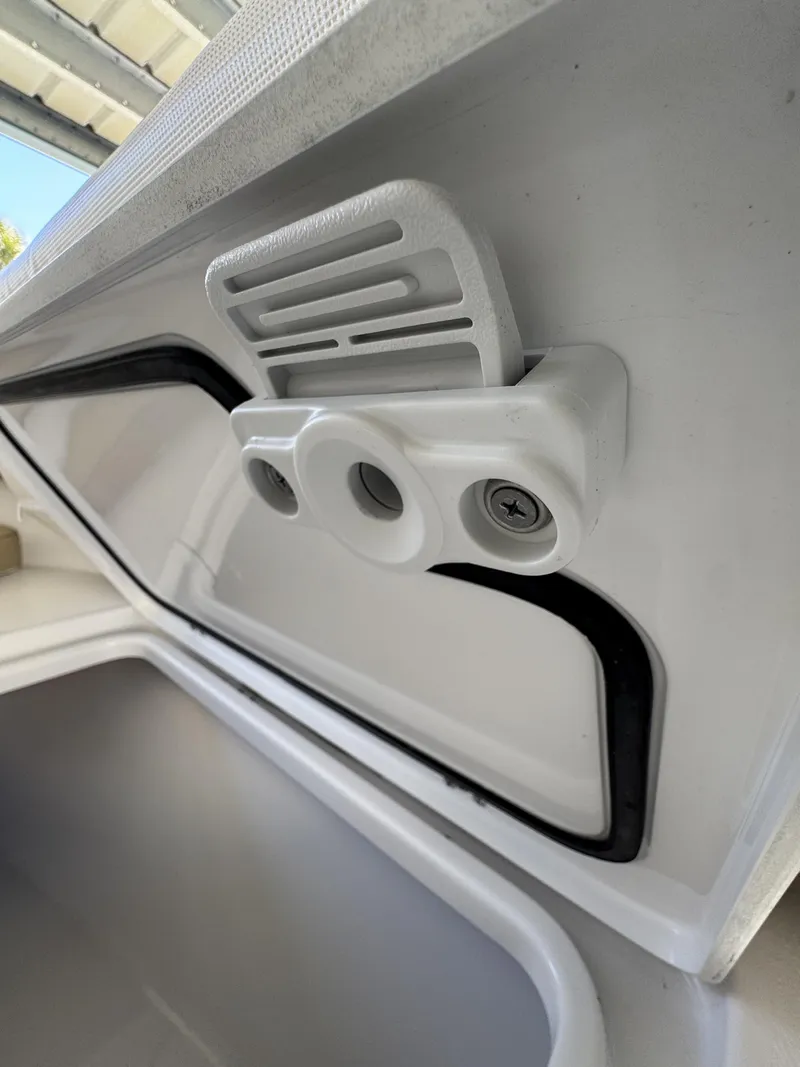 Slide: The Image of Sportsman Heritage 231 Center Console 2026 - 13