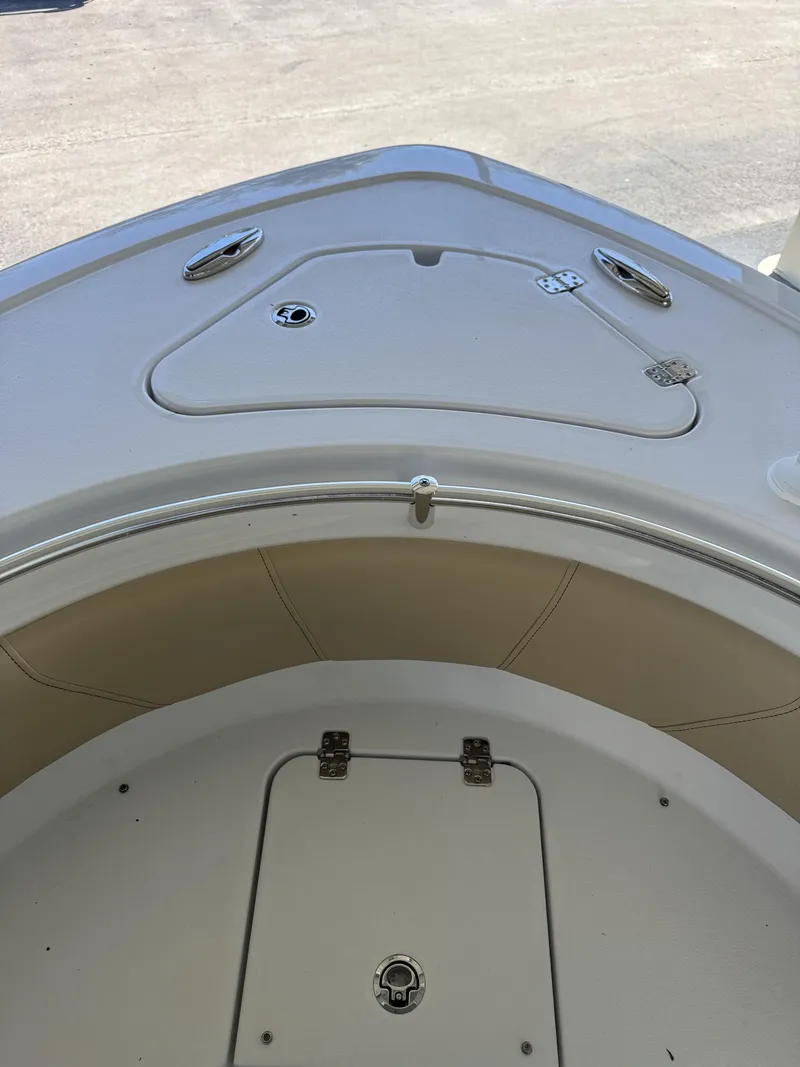 Slide: The Image of Sportsman Heritage 231 Center Console 2026 - 14