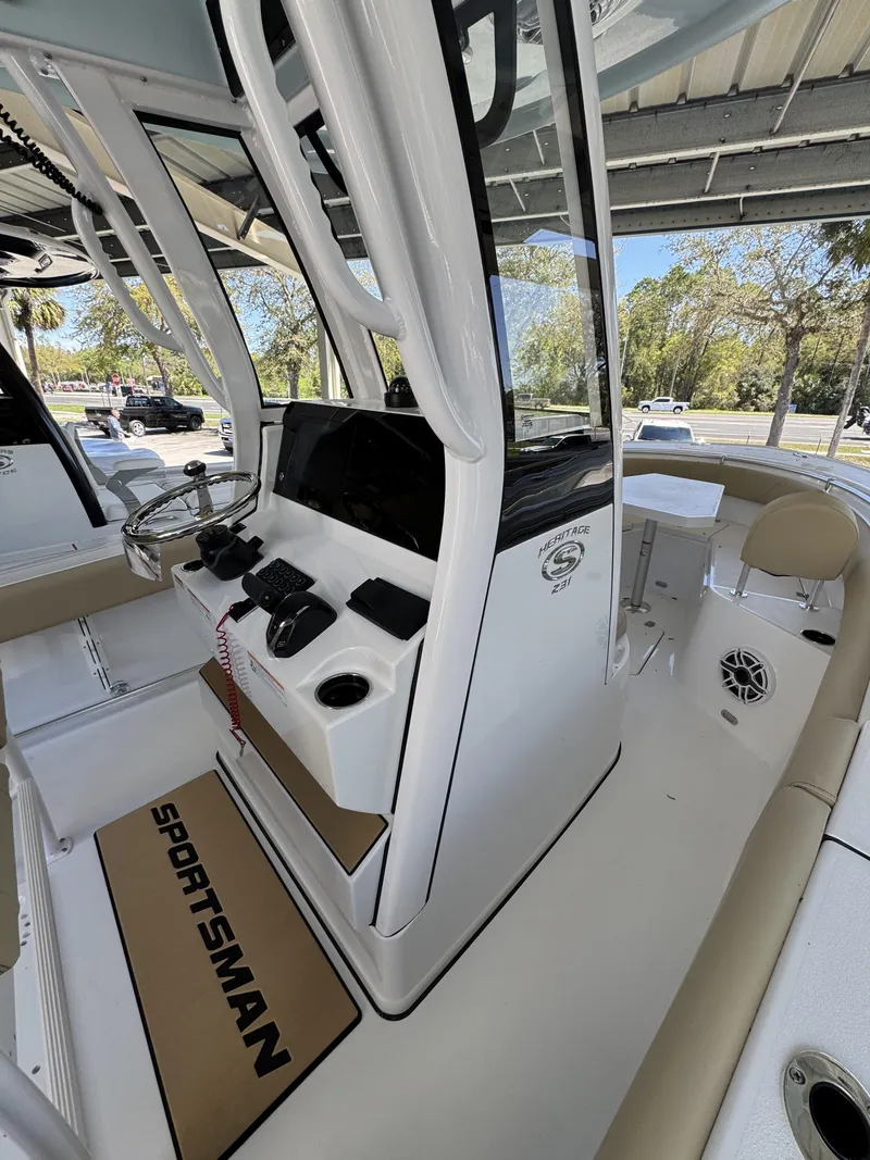 Slide: The Image of Sportsman Heritage 231 Center Console 2026 - 49
