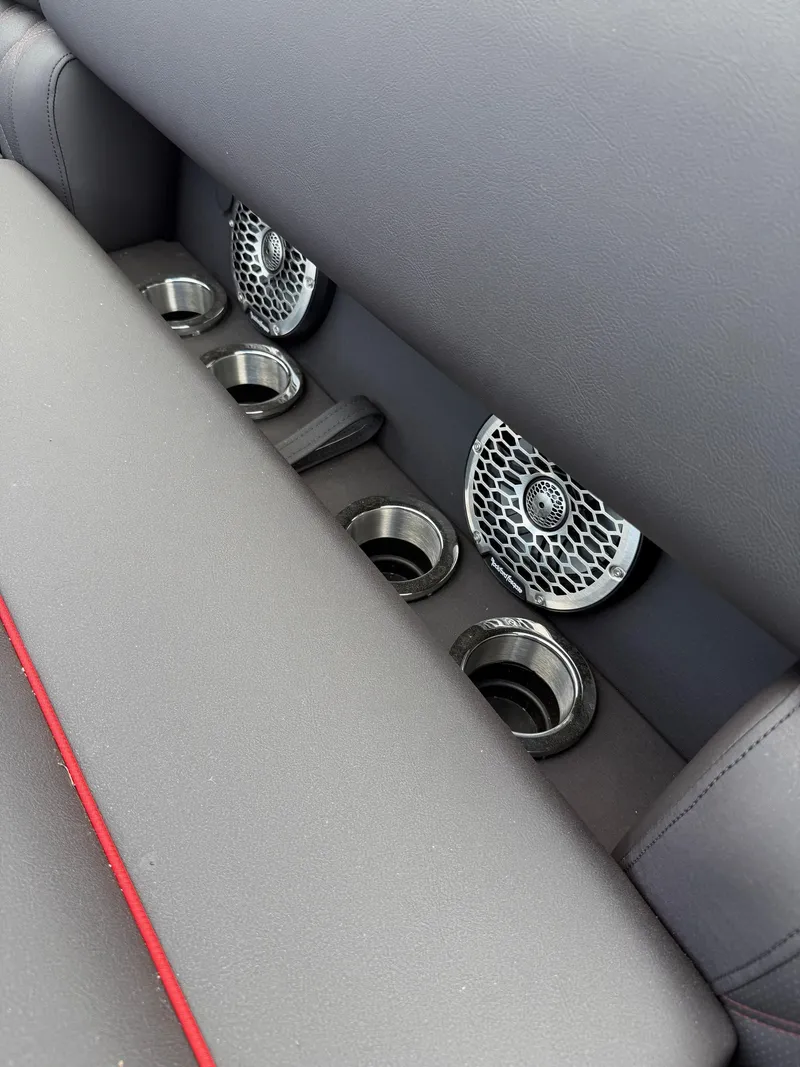 Slide: The Image of Bennington RX Sport Series 25 RXSBA 2025 - 8