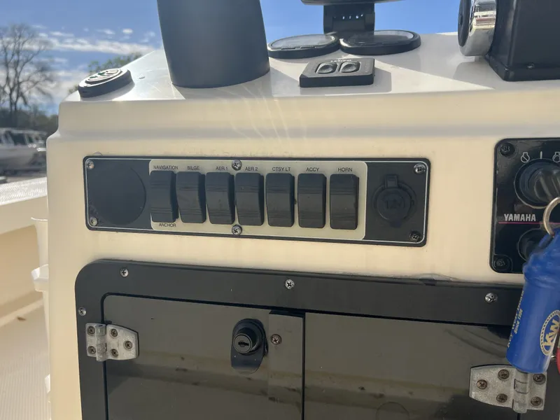 Slide: The Image of Key West 1760 Stealth 2004 - 7