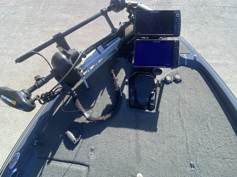 Slide: The Image of Skeeter FXR 20 DC 2020 - 9