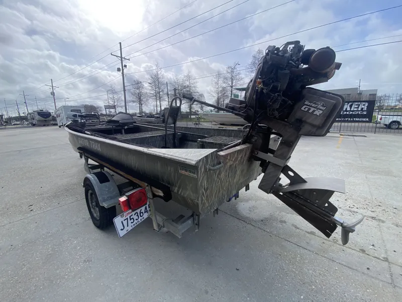 Slide: The Image of Gator Trax 17' 2009 - 14