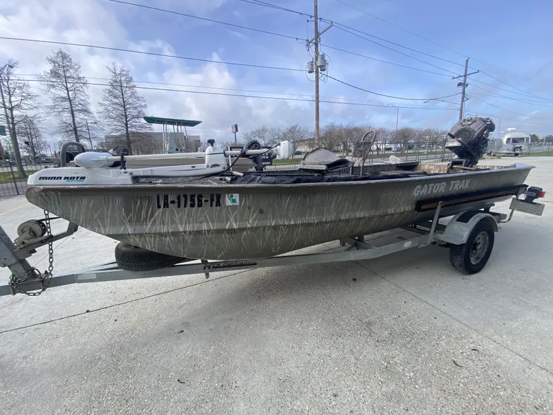 Slide: The Image of Gator Trax 17' 2009 - 15