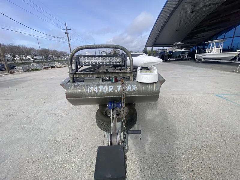 Slide: The Image of Gator Trax 17' 2009 - 5