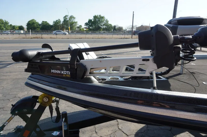 Slide: The Image of Ranger Z521L 2020 - 16