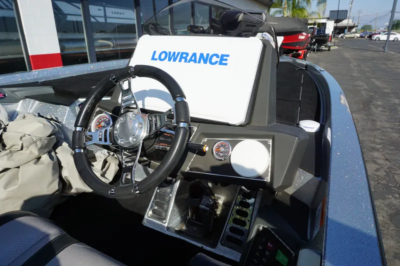 Slide: The Image of Ranger Z521L 2020 - 18