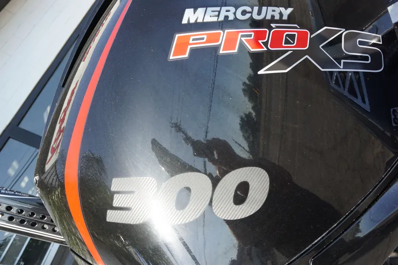 Slide: The Image of Ranger Z521L 2020 - 21