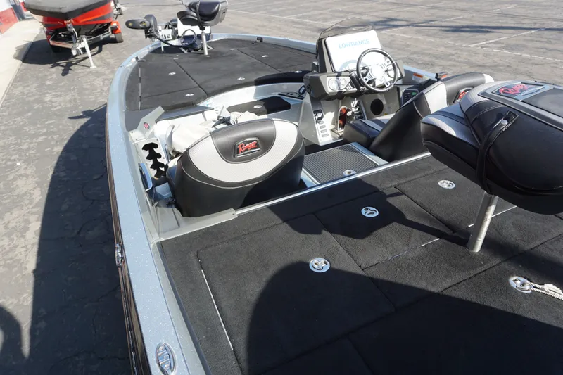 Slide: The Image of Ranger Z521L 2020 - 22