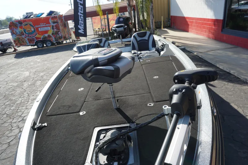 Slide: The Image of Ranger Z521L 2020 - 5