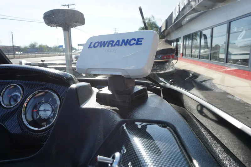 Slide: The Image of Lowe Fishing Machine 1775 2022 - 5