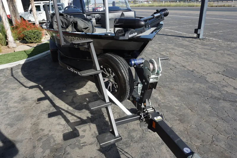 Slide: The Image of Lowe Fishing Machine 1775 2022 - 6