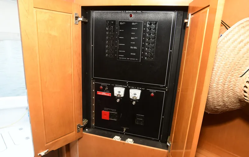 Slide: The Image of Electrical panel on a 2001 Hatteras 50 Convertible yacht. - 25