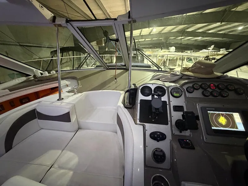 Slide: The Image of Cruiser Yachts 390 Sport Coupe 2008 - 15