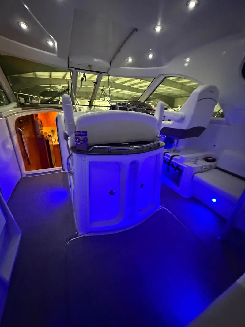 Slide: The Image of Cruiser Yachts 390 Sport Coupe 2008 - 24