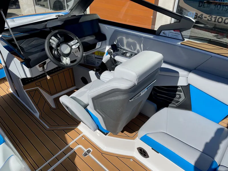 Slide: The Image of Nautique G23 2025 - 6